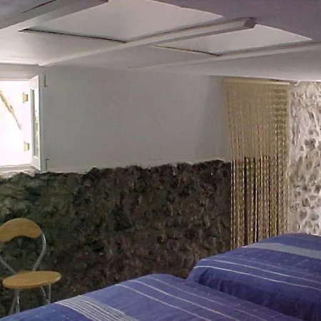 Sleeps 2 Pool Wifi T691619 Uga