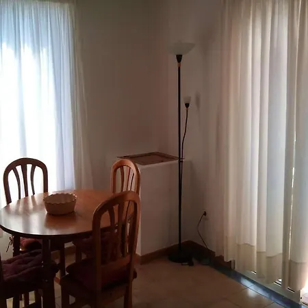 Villa Sleeps 2 Pool Wifi T691619 Uga